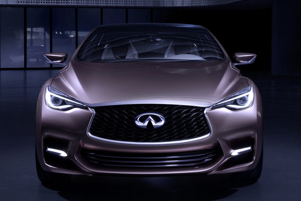 2013 Infiniti Q30