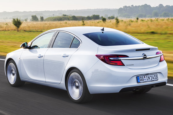 2014 Opel Insignia sedan