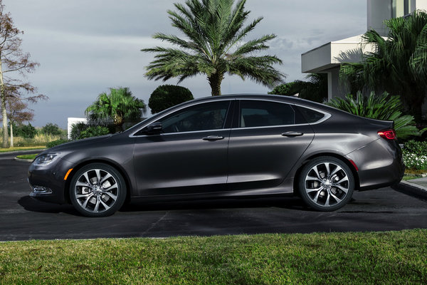 2015 Chrysler 200 C