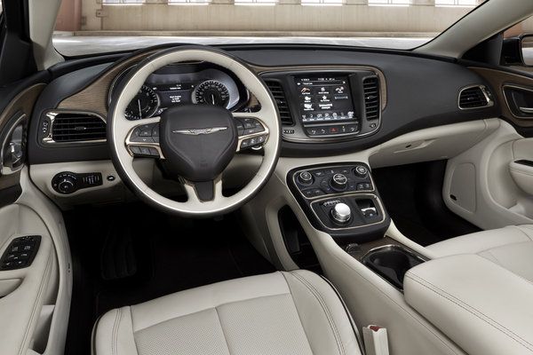 2015 Chrysler 200 Interior