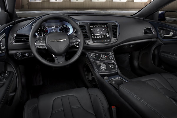 2015 Chrysler 200 Interior