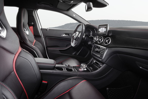 2015 Mercedes-Benz GLA-Class GLA45 AMG Interior