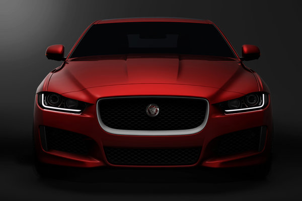 2016 Jaguar XE sedan