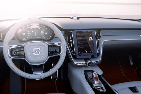 2014 Volvo Estate Interior