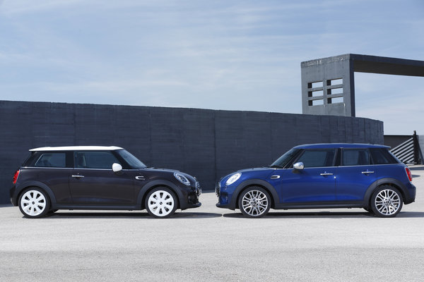 2015 Mini Cooper Hardtop 4-door