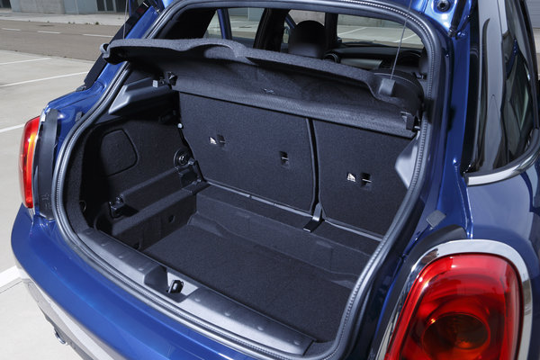 2015 Mini Cooper Hardtop 4-door