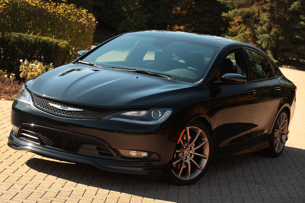 2014 Chrysler 200S Mopar