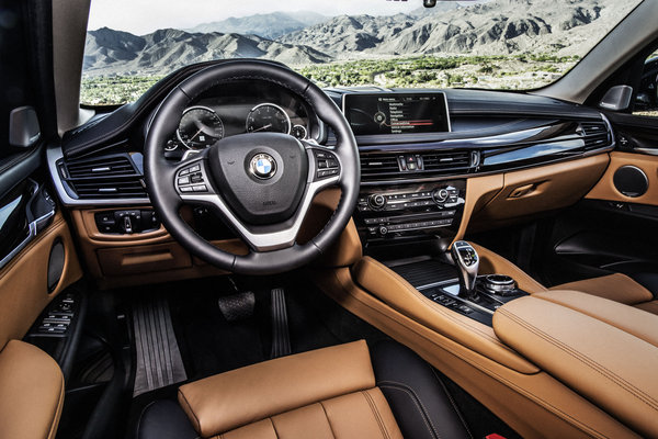 2015 BMW X6 xDrive50i Interior