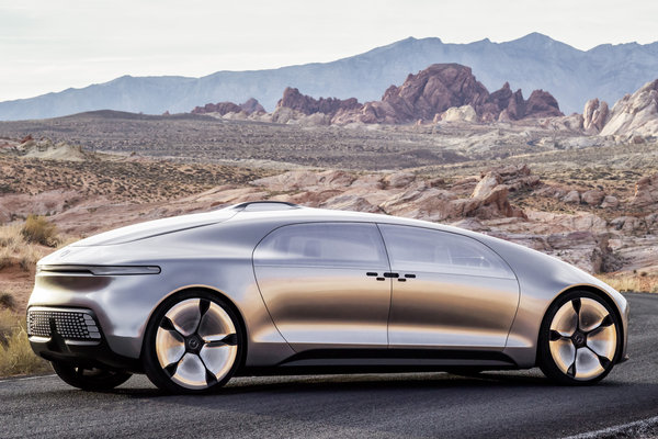 2015 Mercedes-Benz F 015 Luxury in Motion