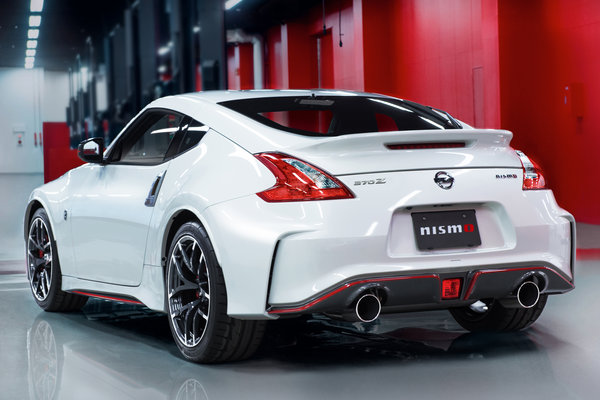 2015 Nissan 370Z NISMO