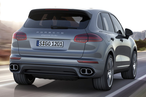 2015 Porsche Cayenne Turbo