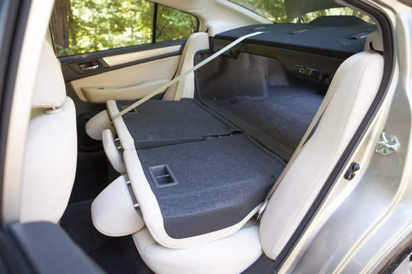 2015 Subaru Legacy Interior