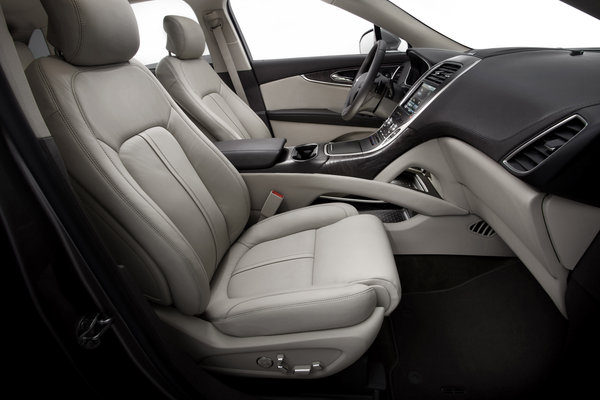 2016 Lincoln MKX Interior