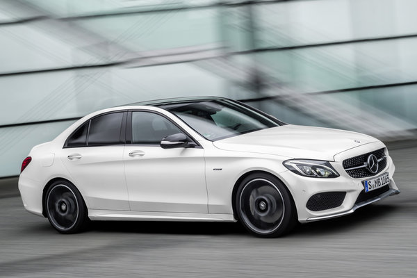 2016 Mercedes-Benz C-Class