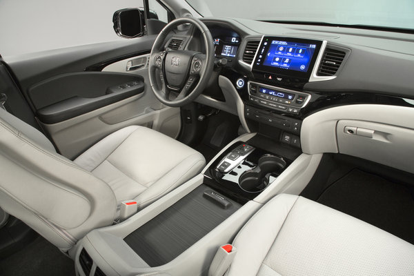 2016 Honda Pilot Interior