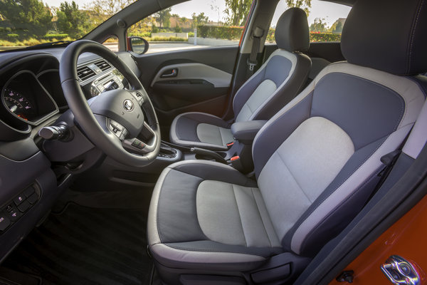 2016 Kia Rio sedan Interior