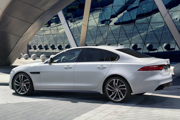 2016 Jaguar XF