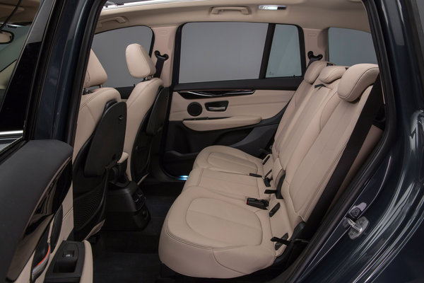 2015 BMW 2-Series Gran Tourer Interior