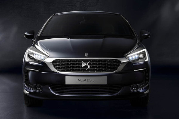 2015 DS DS5