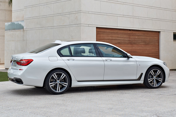 2016 BMW 7-Series