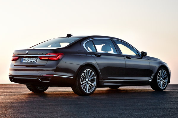 2016 BMW 7-Series