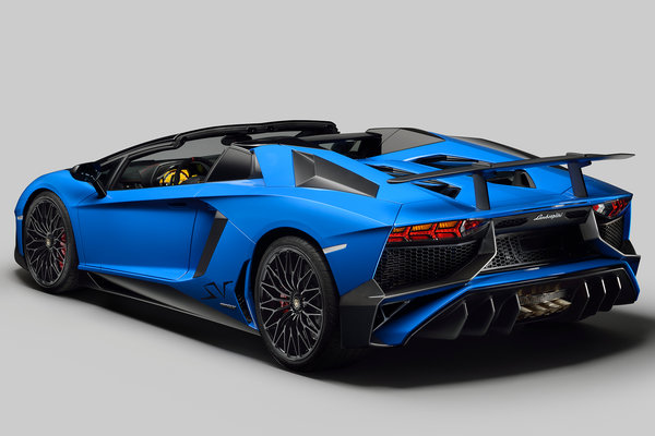 2016 Lamborghini Aventador LP 750-4 Superveloce Roadster