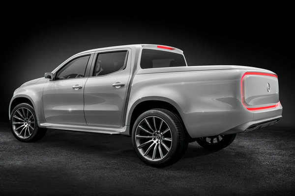 2016 Mercedes-Benz X-Class stylish explorer