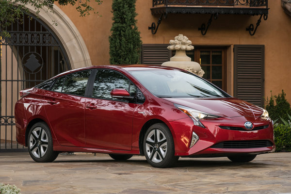 2016 Toyota Prius Four Touring