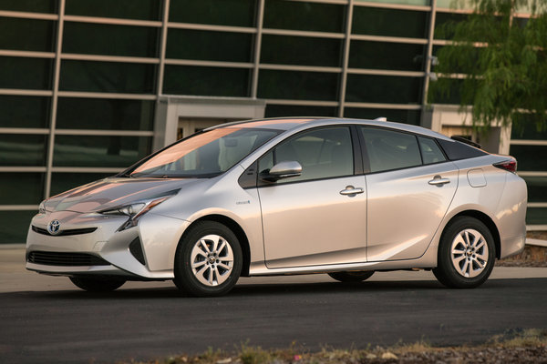 2016 Toyota Prius Two