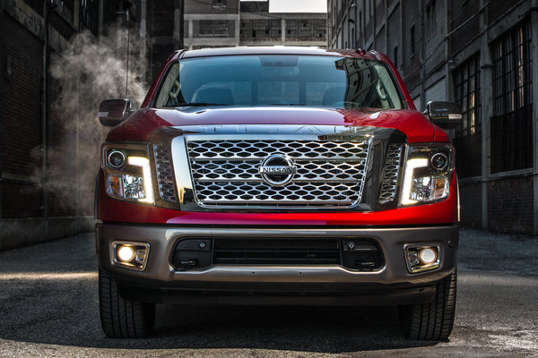 2017 Nissan Titan Crew Cab