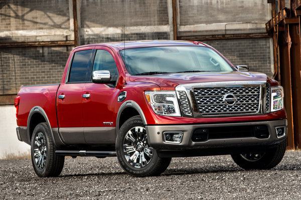 2017 Nissan Titan Crew Cab