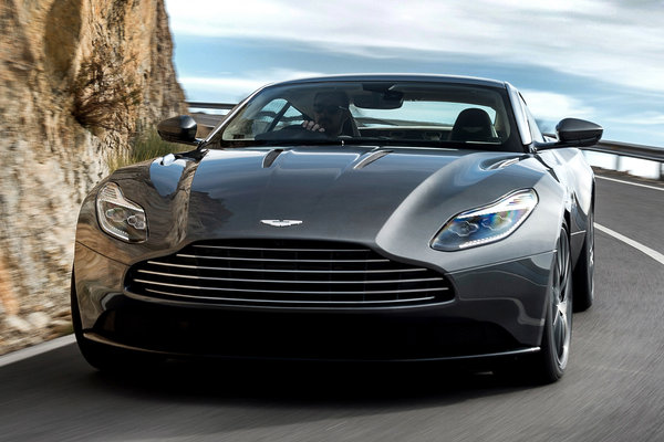 2017 Aston Martin DB11