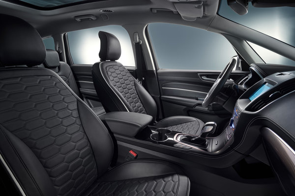 2017 Ford S-Max Interior