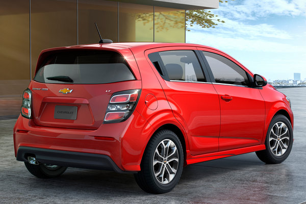 2017 Chevrolet Sonic 5d