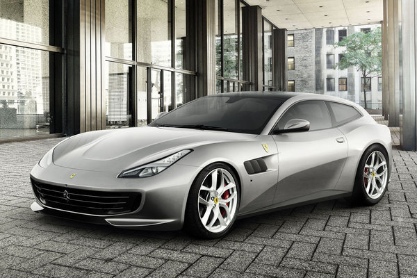 2017 Ferrari GTC4Lusso T