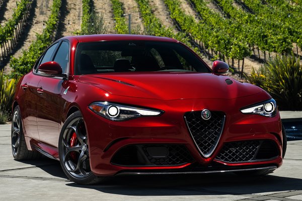 2017 Alfa Romeo Giulia Quadrifoglio