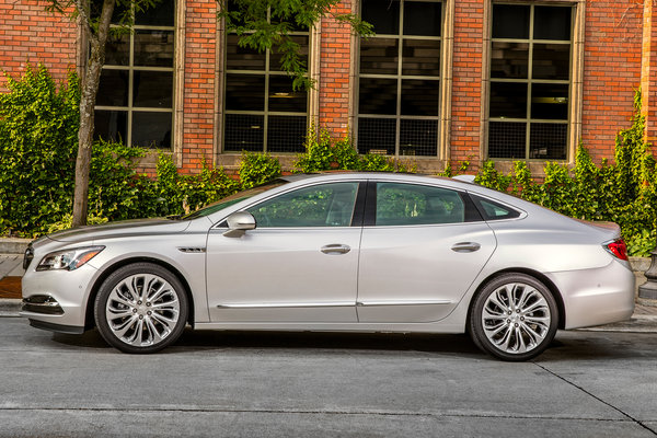 2017 Buick LaCrosse