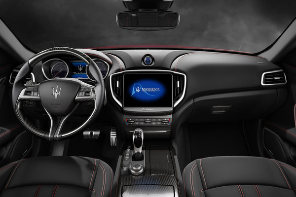 2017 Maserati Ghibli Interior