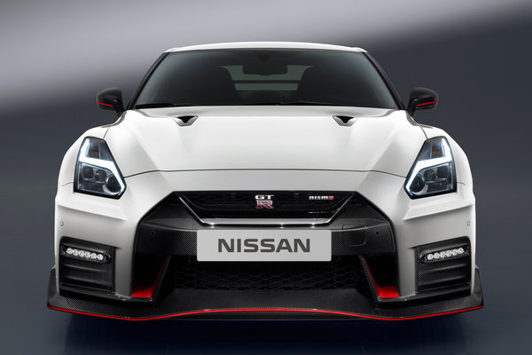 2017 Nissan GT-R NISMO