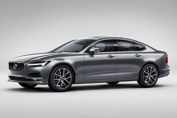 2017 Volvo S90