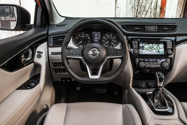 2017 Nissan Rogue Sport Instrumentation