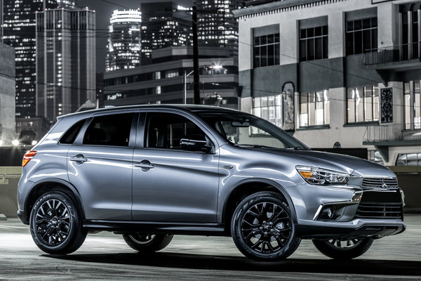 2017 Mitsubishi Outlander Sport LE