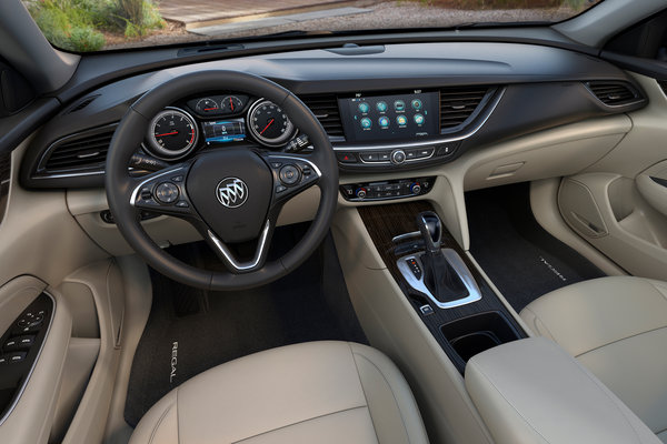 2018 Buick Regal Sportback Interior