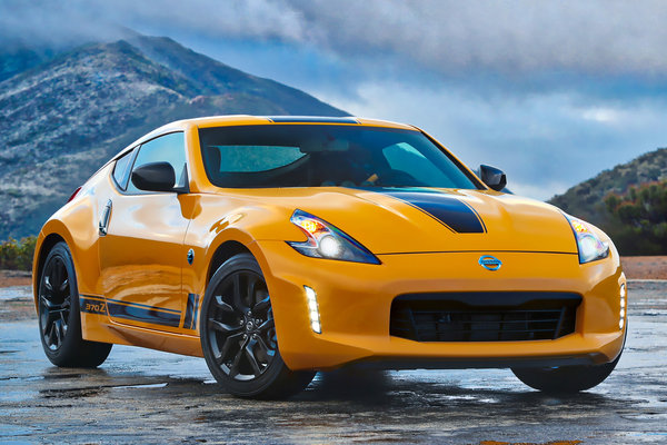 2018 Nissan 370Z Heritage Edition