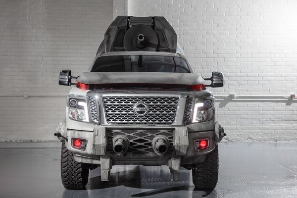 2017 Nissan Titan AT-M6