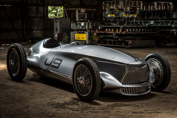 2017 Infiniti Prototype 9