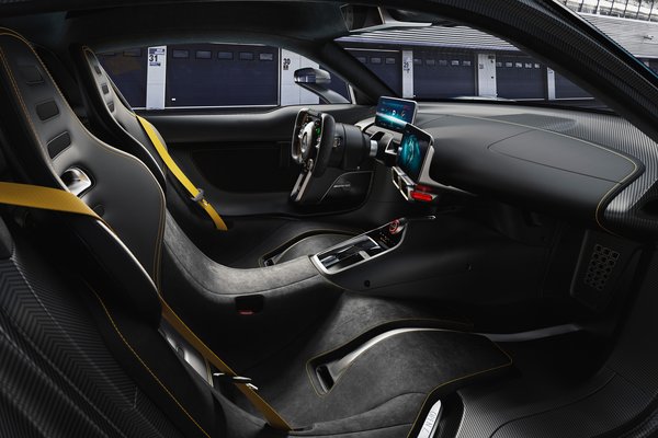 2017 Mercedes-Benz Project ONE Interior