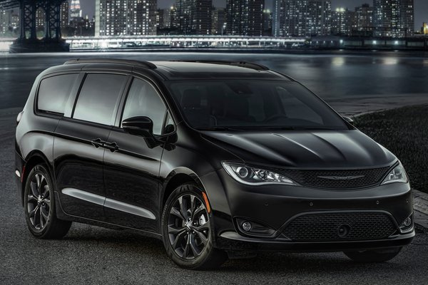 2018 Chrysler Pacifica S