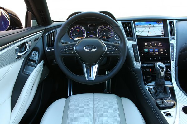 2018 Infiniti Q60 Interior