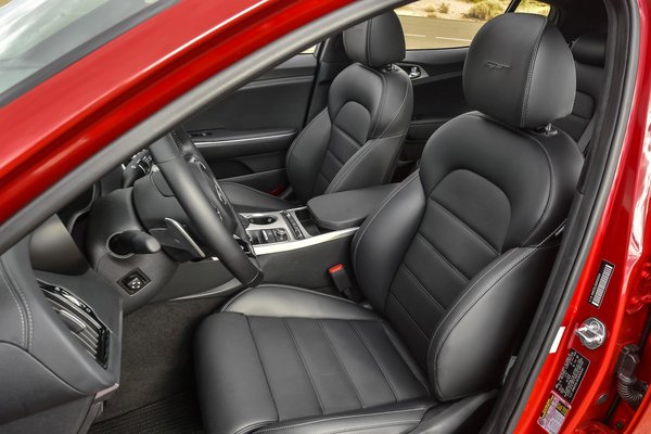 2018 Kia Stinger GT2 RWD Interior